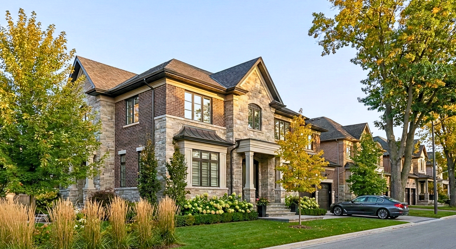 Oakville home , new eavestrough | Maxima Aluminum LTD