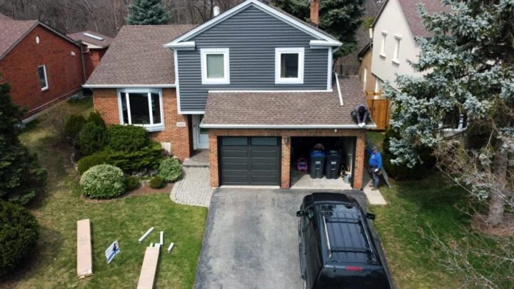 eavestrough and siding installation in Mississauga